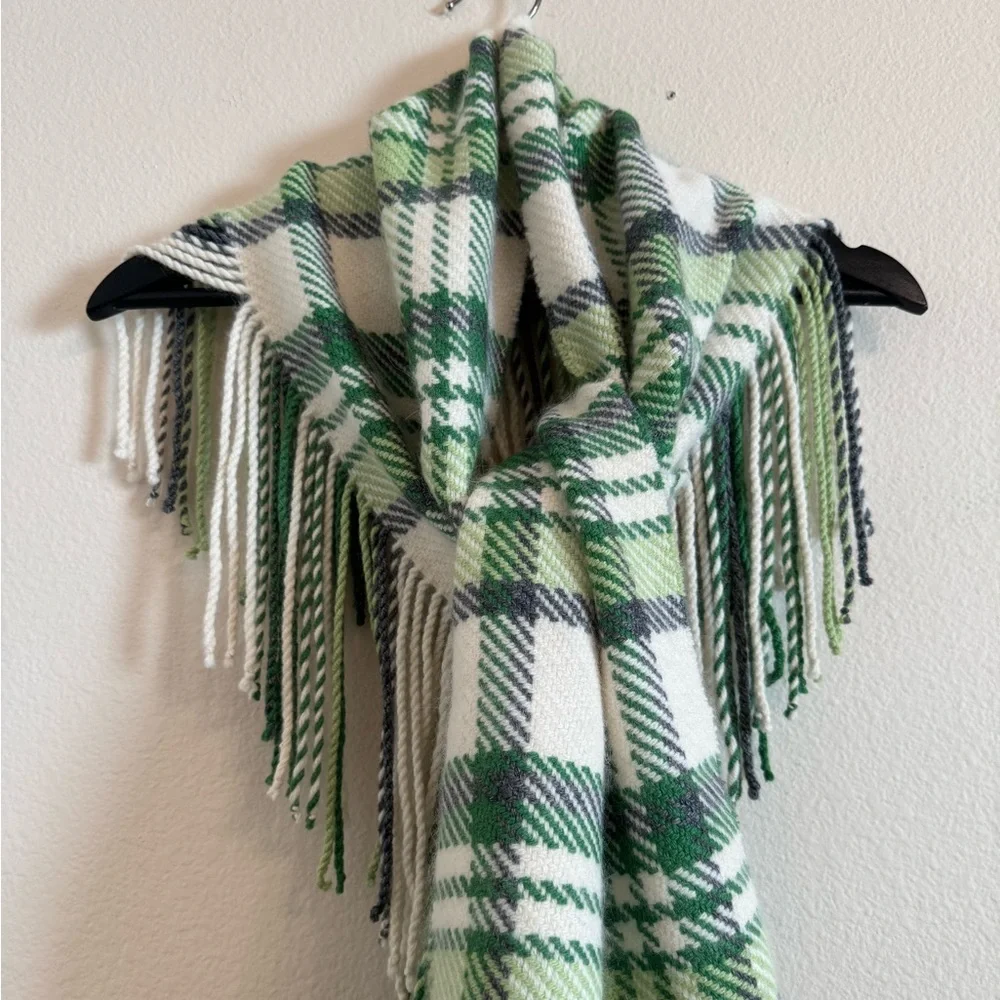 Vintage Banana Republic 04/HOL Plaid Wool/Cashmere Rabbit Hair scarf Wrap Fringe
